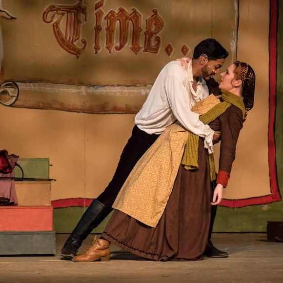 Meet your Posher, Carey Ann - Picture 5 of 8